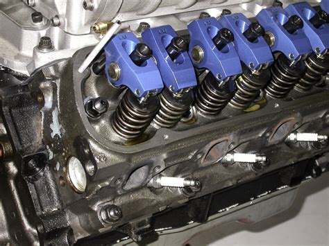 Motor heads - Engine Details. The test engine is a 1967 Ford 427 block with a SCAT 4.25-inch crankshaft and 6.700-inch connecting rods, and Mahle pistons. We're using Trick Flow's new Power Port 175cc heads ...